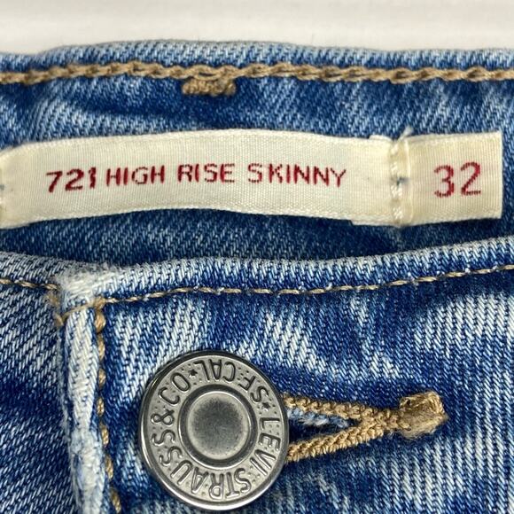 Levi's Women's High Rise Skinny Straight Leg Jeans Ripped Knees Studs Size 32 - Picture 5 of 12
